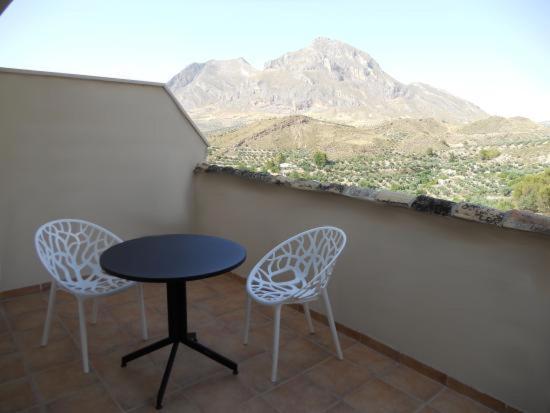 Hostal Rural De Cuadros Bedmar y Garciez Eksteriør bilde